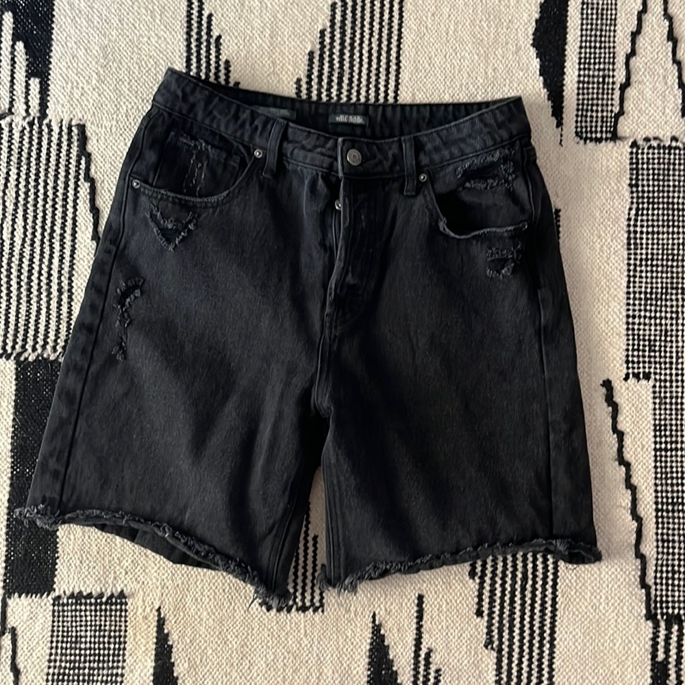 Wild Fable black high rise Bermuda jean shorts cut offs size 10